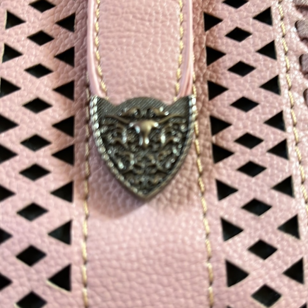 American Bling pink purse with western details and removable strap - Picture 8 of 8